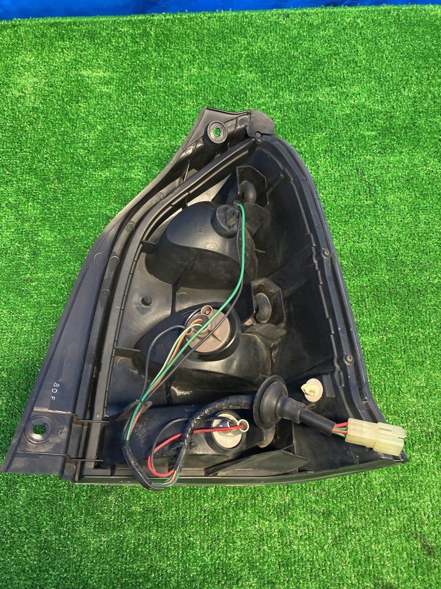 スズキ 純正品 アルトワークス HA22S 左右 テールライト リア