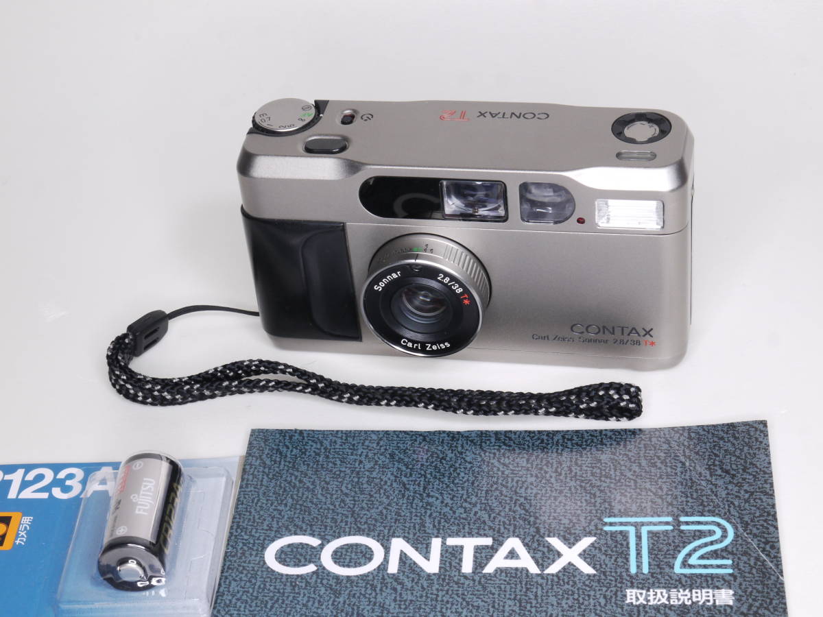 CONTAX T2 Carl Zeiss Sonnar 2.8/38 T* 38mm F2.8 コンタックス 35mmレンズシャッター式絞り優先プログラムAE・AFカメラ 撮影確認良品