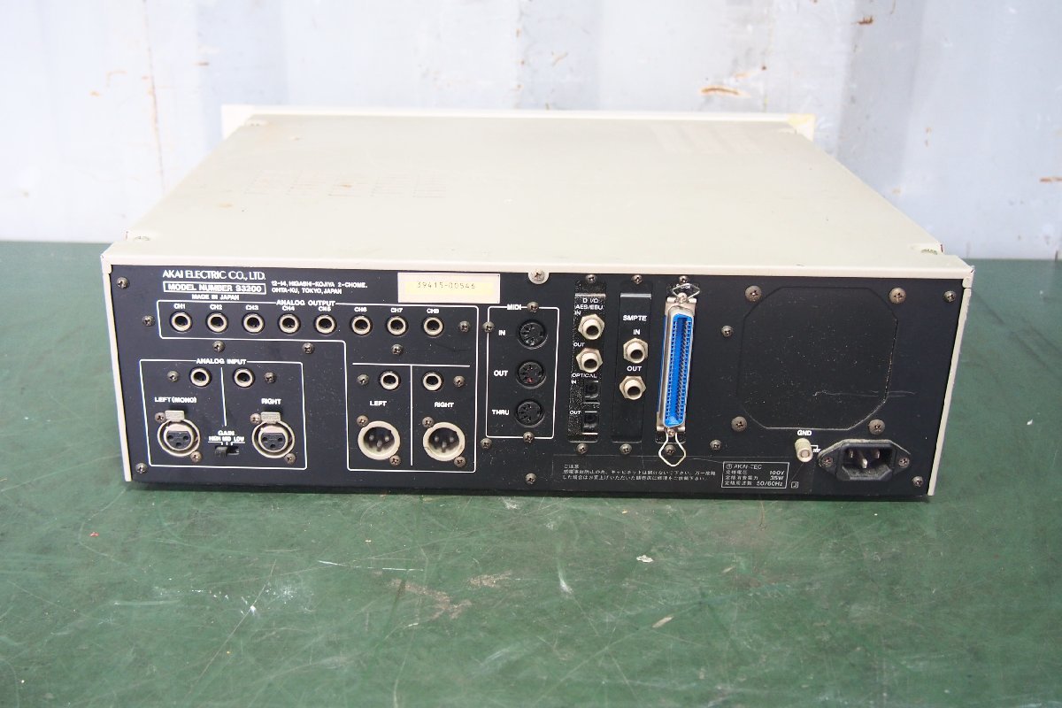 定番人気，低価 ☆【1H0220-14】 AKAI アカイ サンプラー S3200 ジャンク