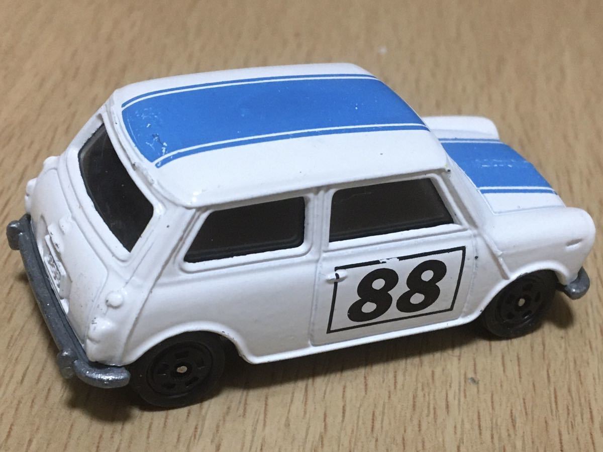 トミカ 日本製 No.F8 BLMC ミニ クーパー S マーク Ⅲ 1979年 丸栄 