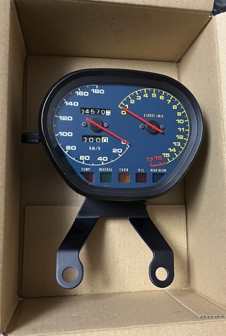 ⭐️ユウキ⭐️スズキ GSX250S 刀 カタナ 純正スピードメーター 即納⭐️ 中古品】GSX-250S カタナ 刀 純正 スピードメーター 180km/h SUZUKI