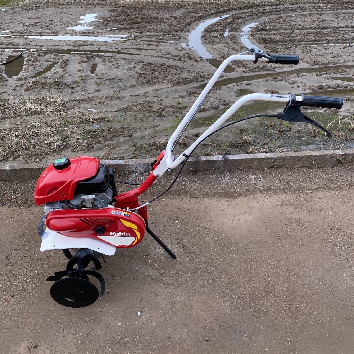 ロビン管理機 PR2100