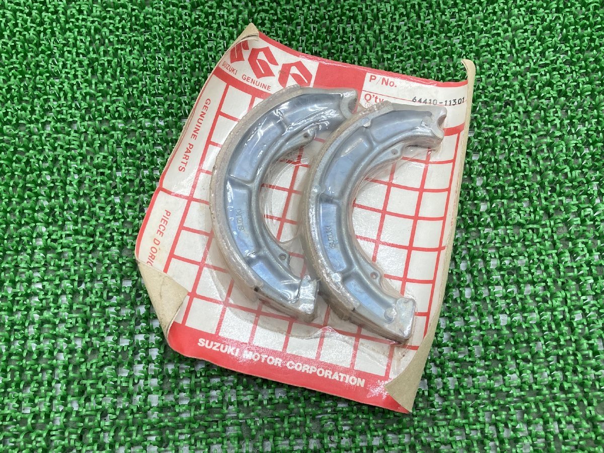 GSX400Eカタナ リアブレーキシュー 64410-11301 在庫有 即納 スズキ 純正 新品 バイク 部品 車検 Genuine GSX250Sカタナ GS400 GSX400F