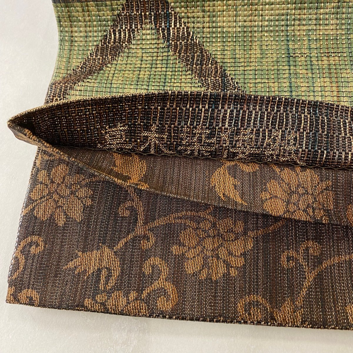 袋帯 美品 秀品 花うさぎ 花唐草 金糸 ベージュ 六通 正絹 【中古