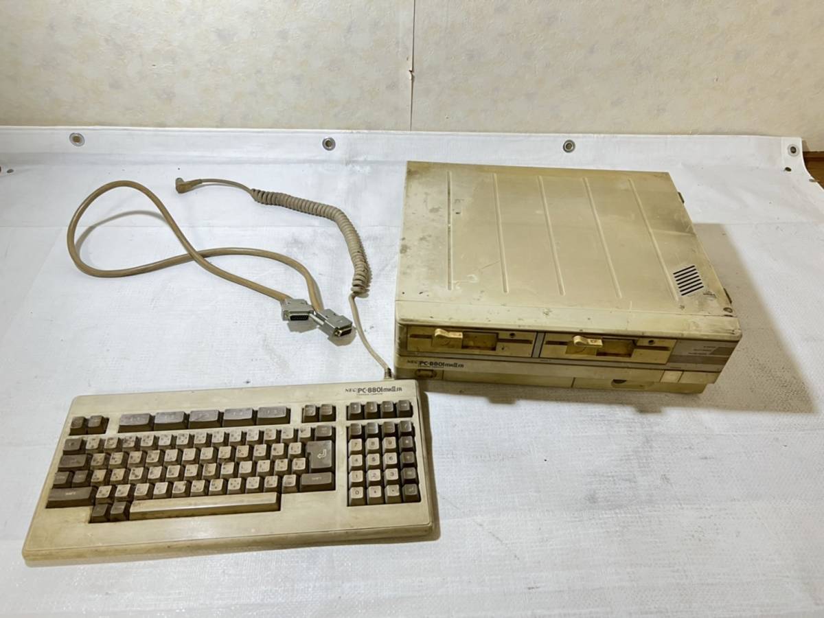 nec パソコン pc-8801 mkⅡ sr pc88シリーズ キーボード付き 本体 昭和 