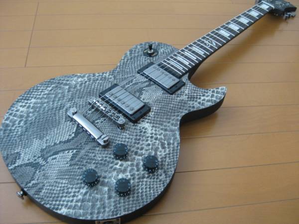◇ヘビ柄 セットネック D'ERLANGER CRAZE 瀧川一郎 re-180c