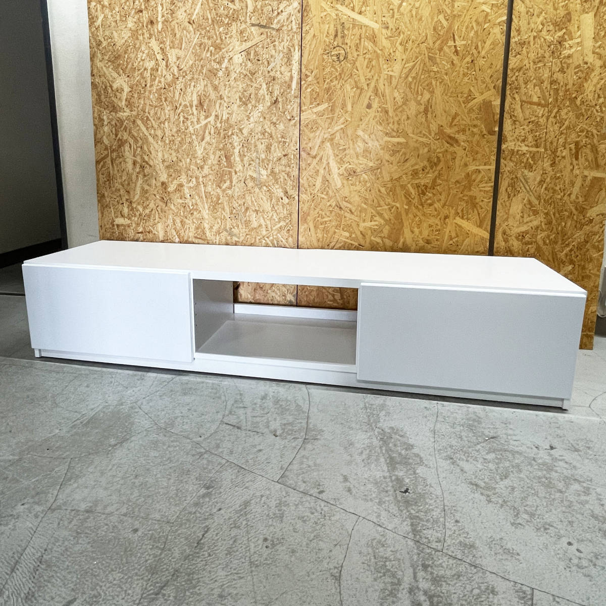 中古美品☆NAKAMURA 背面収納テレビ台 150cm ロータイプ F08-428 中古美品☆NAKAMURA 背面収納テレビ台 150cm ロータイプ F08-428