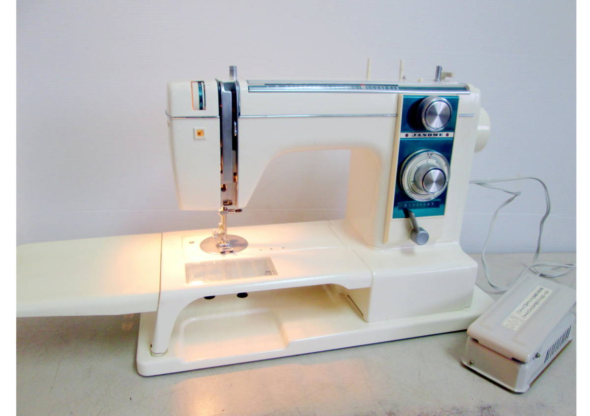 ◇ 303121 ◇ ミシン 「ジャンク品」 JANOME ジャノメ EXCEL Model 813 ＜15＞ コントローラー付 本体 ホビー、カルチャー