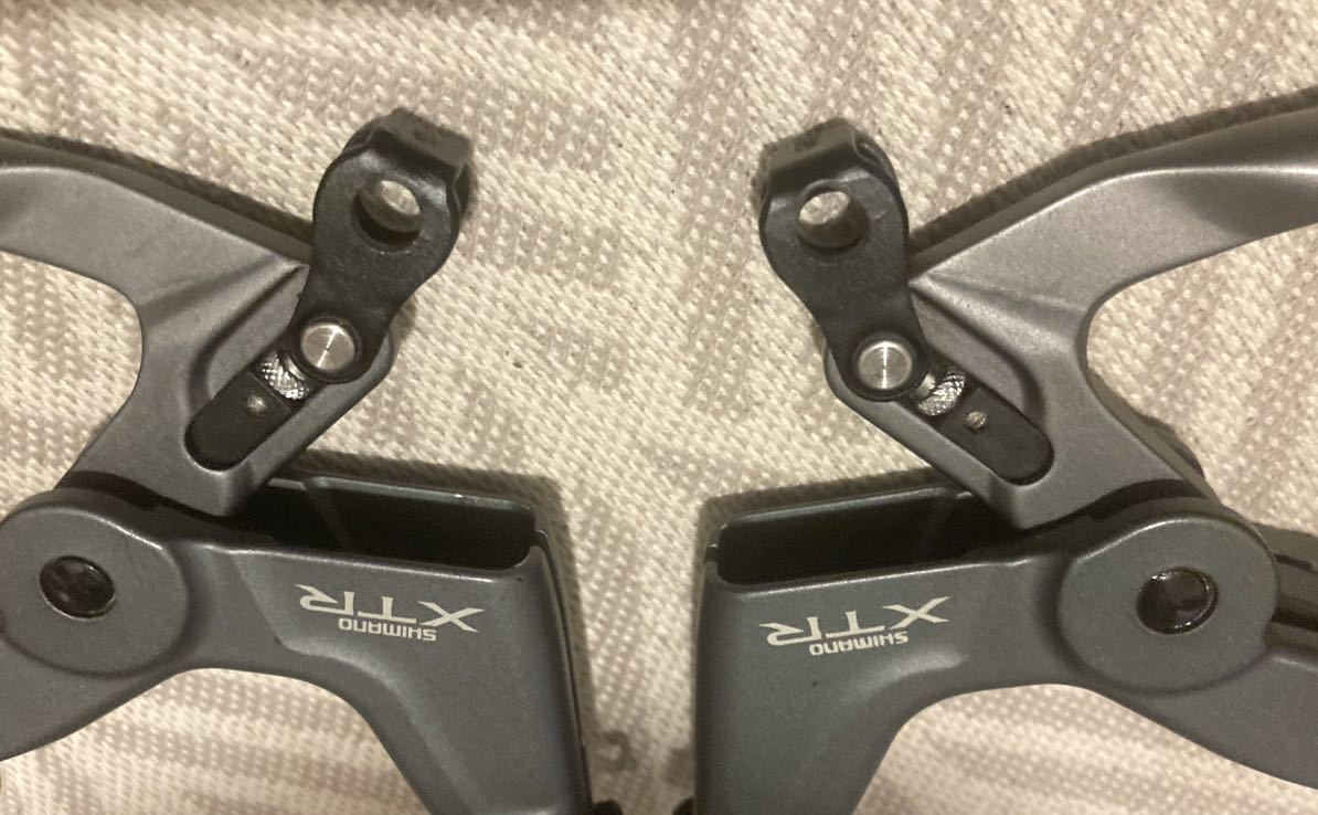 送料210円】美品!! XTR BL-M950 / Vブレーキレバー / SHIMANO シマノ