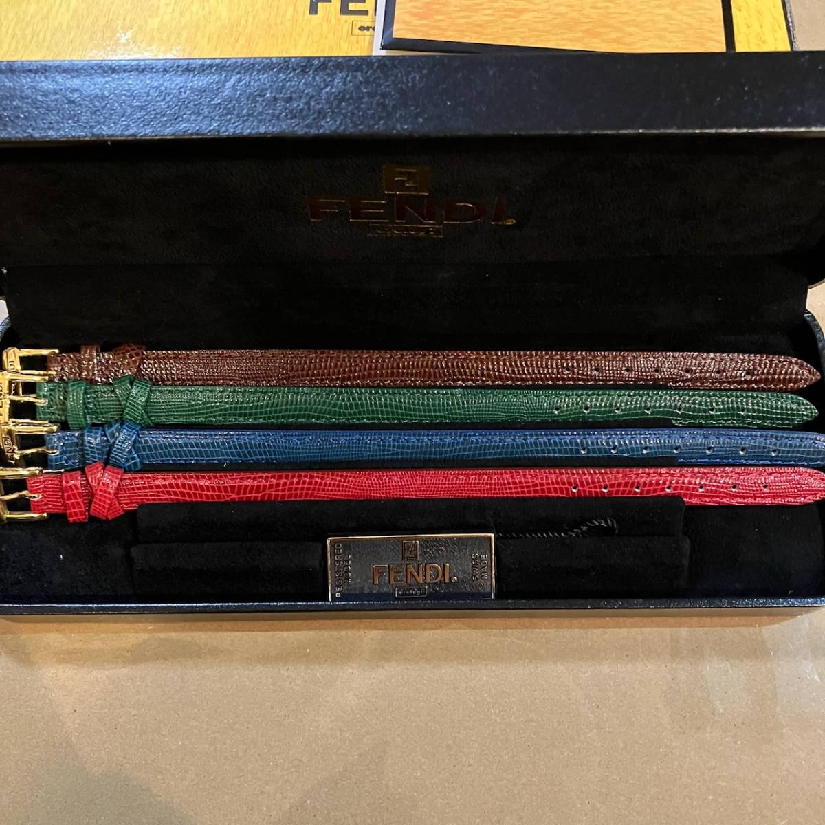 フェンディ)FENDI 640L チェンジベルト 6色 カメレオン