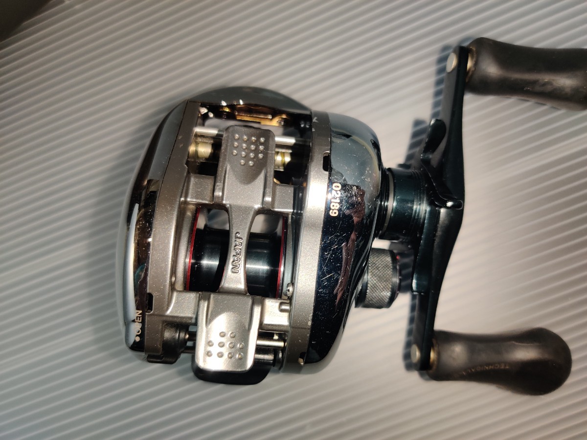 アンタレスDC 7 LV 左ハンドル 美品 シマノ アンタレス リール DC7LV