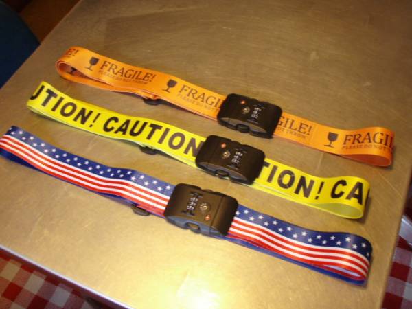 スーツケース　TSAロック　絶版　ベルト　希少　未使用　レア　ダイヤル 開封防止　ナンバー変更可能