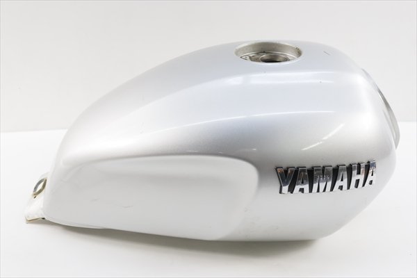XJR1300[16ガソリンタンク　※内部サビはありません、外観凹みはありませんが傷はあります]検XJR1200｝G