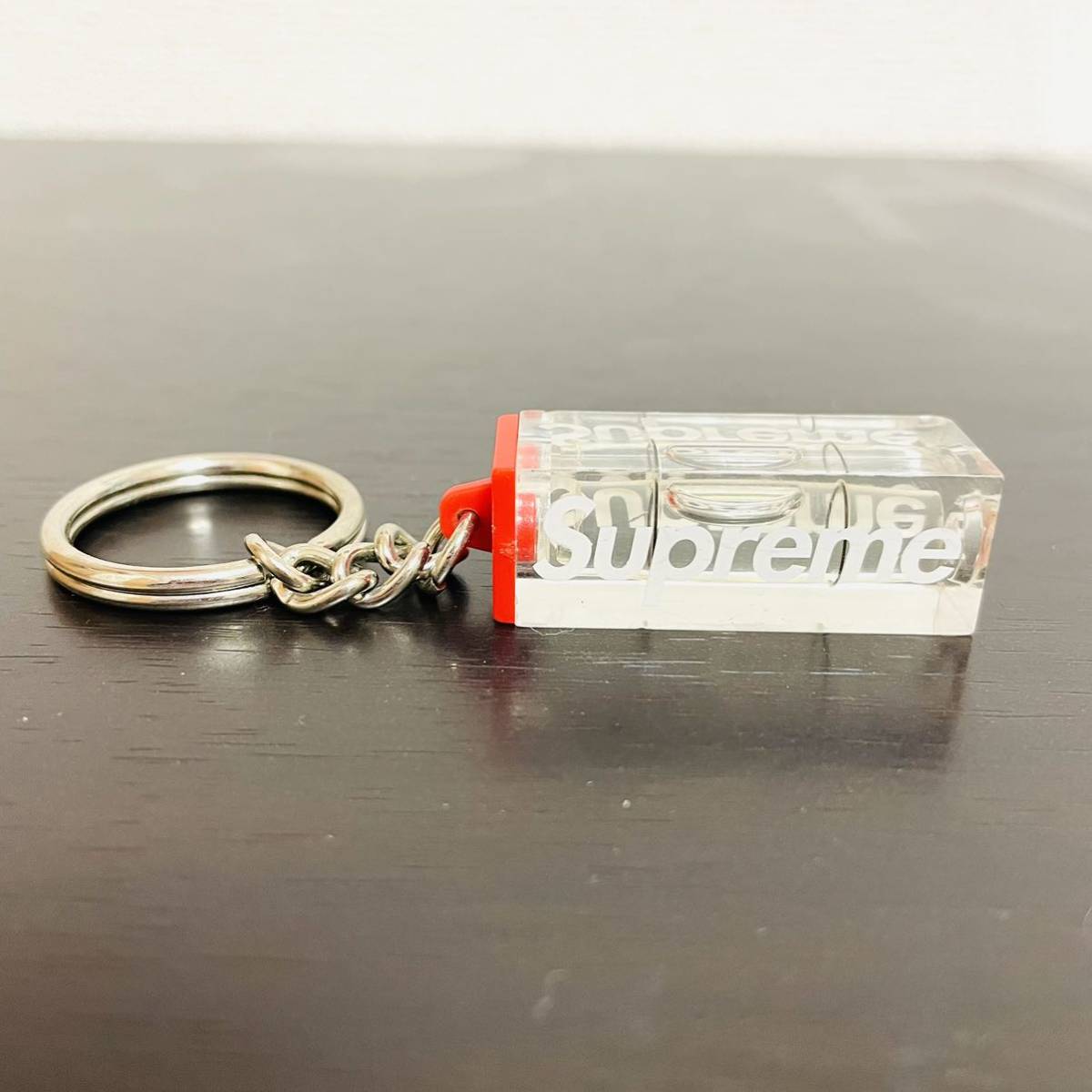 Supreme Keychain Level - Red | keychain SUPREME – (Red) eluXive
