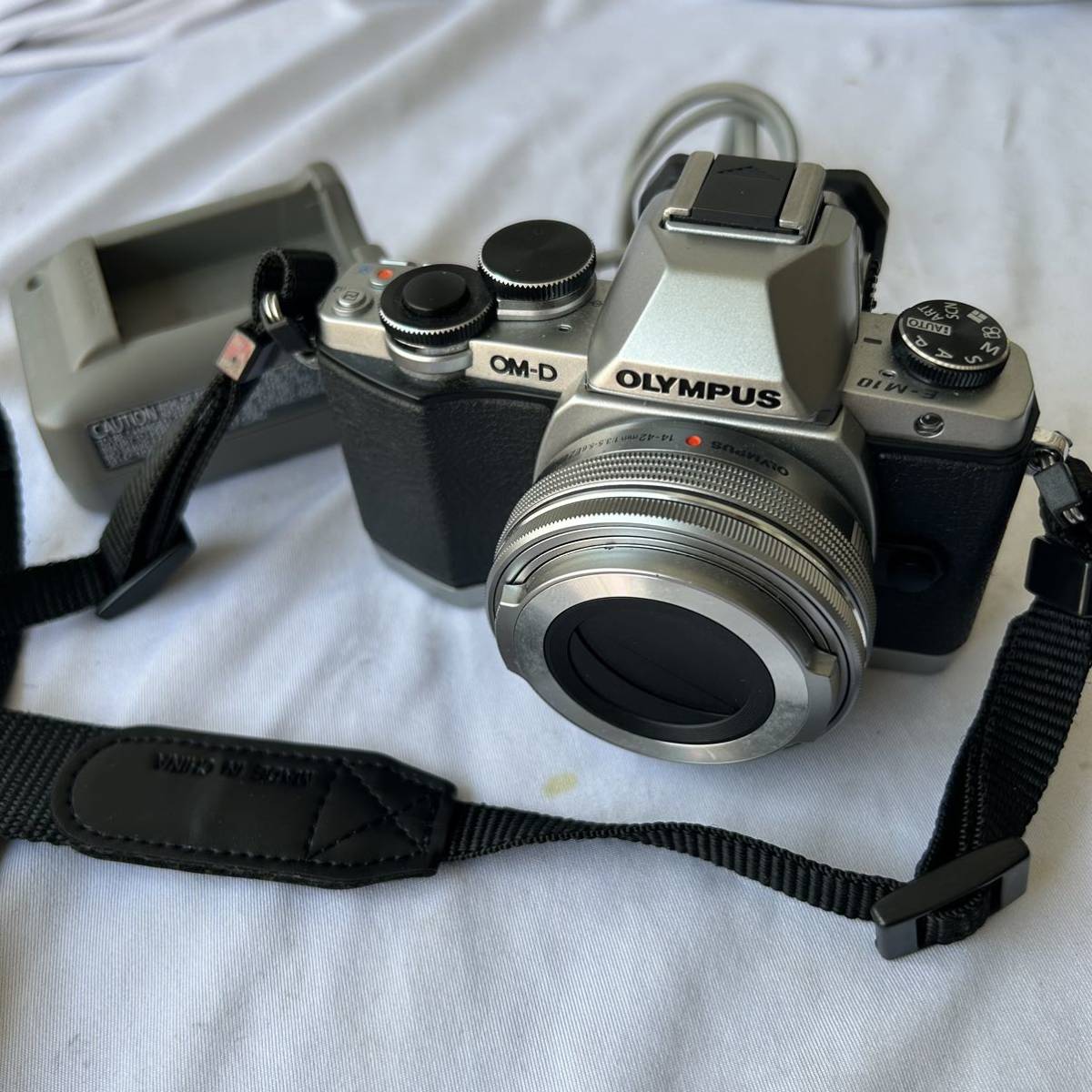 ▽【1円スタート】OLYMPUS OM-D オリンパス デジタル一眼カメラ 14-42mm 1:3.5-5.6 EZ ED MSC OLYMPUS