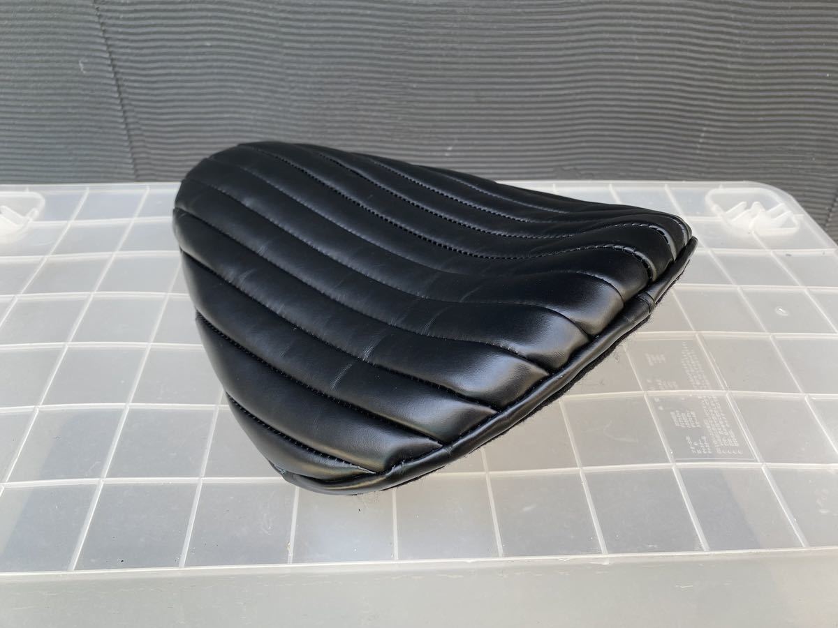 本革ソロシート ベイツ bates サドルシート チョッパー triumph ボバー 