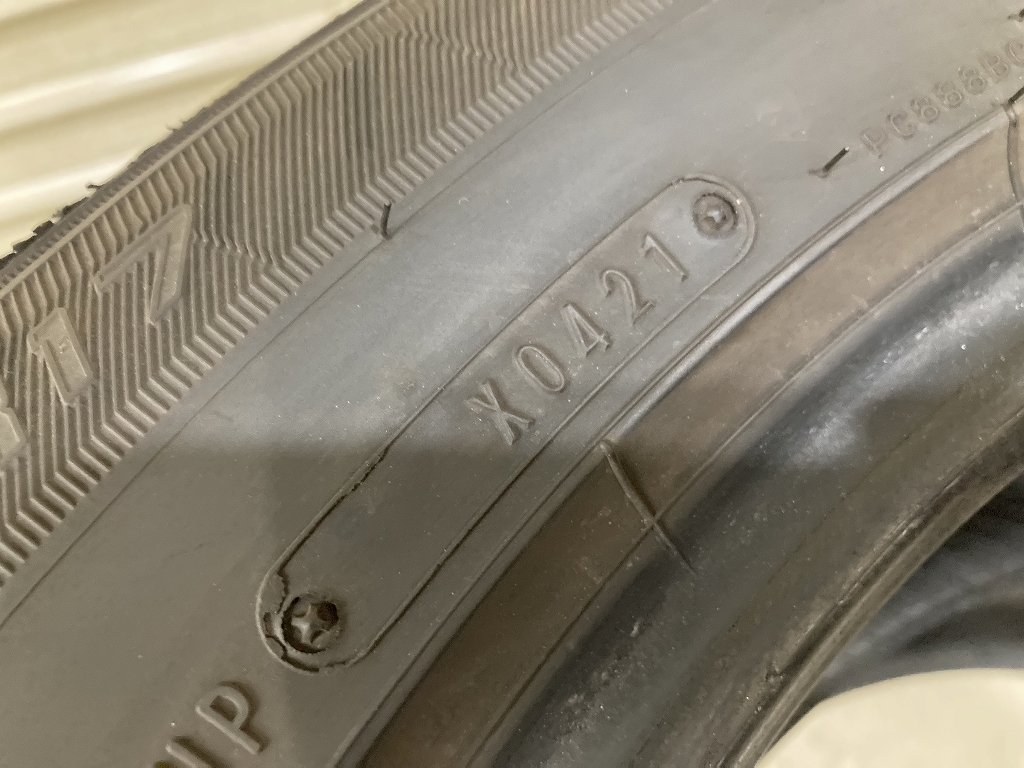 バリ溝 '21年製 DUNLOP LE MANS V SILENT CORE 225/55R17 2本セット 特殊吸音スポンジ ダンロップ ルマン (YQ1001)