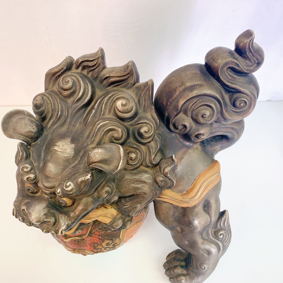 3AA88 1円〜 九谷焼 唐獅子 八栄窯 須栄義 玉乗り獅子 高さ約36cm 