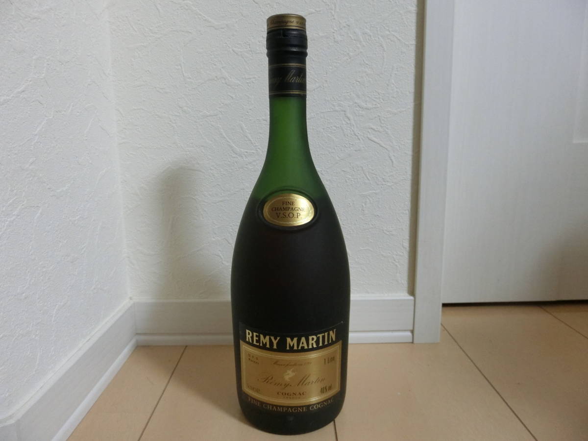 ヤフネコ宅急便60サイズで配送！ REMY MARTIN（レミーマルタン）VSOP