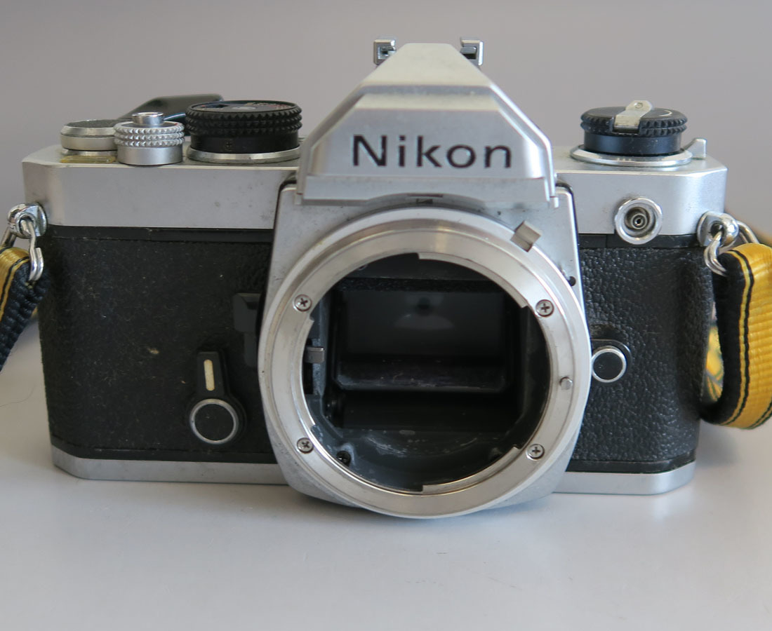 Nikon シルバー ボディ ボディ☆♯16463 F 後期型 220 □Nikon FM