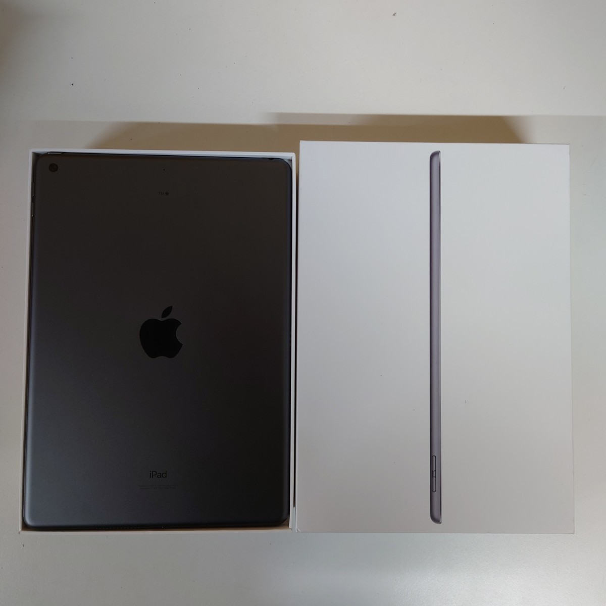 1円～【初期化済み】Apple iPad(第9世代) 64GB MK2K3J/A A2602 SIM