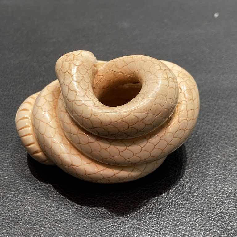 根付 （提げ物 ⁄緒締め ⁄帯留め ⁄Netsuke） 獅子』 公式通販 提げ物