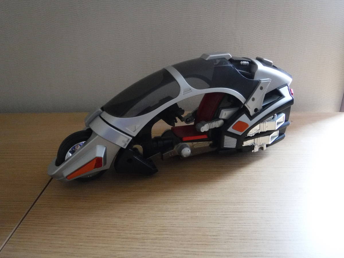 S.H.フィギュアーツ 仮面ライダー龍騎＆ドラグレッダーセット、龍騎 