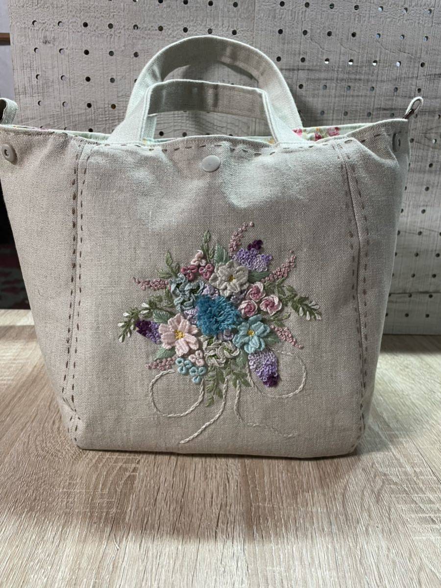 ハンドメイド＊手刺繍＊トートバッグ＊2way 3way