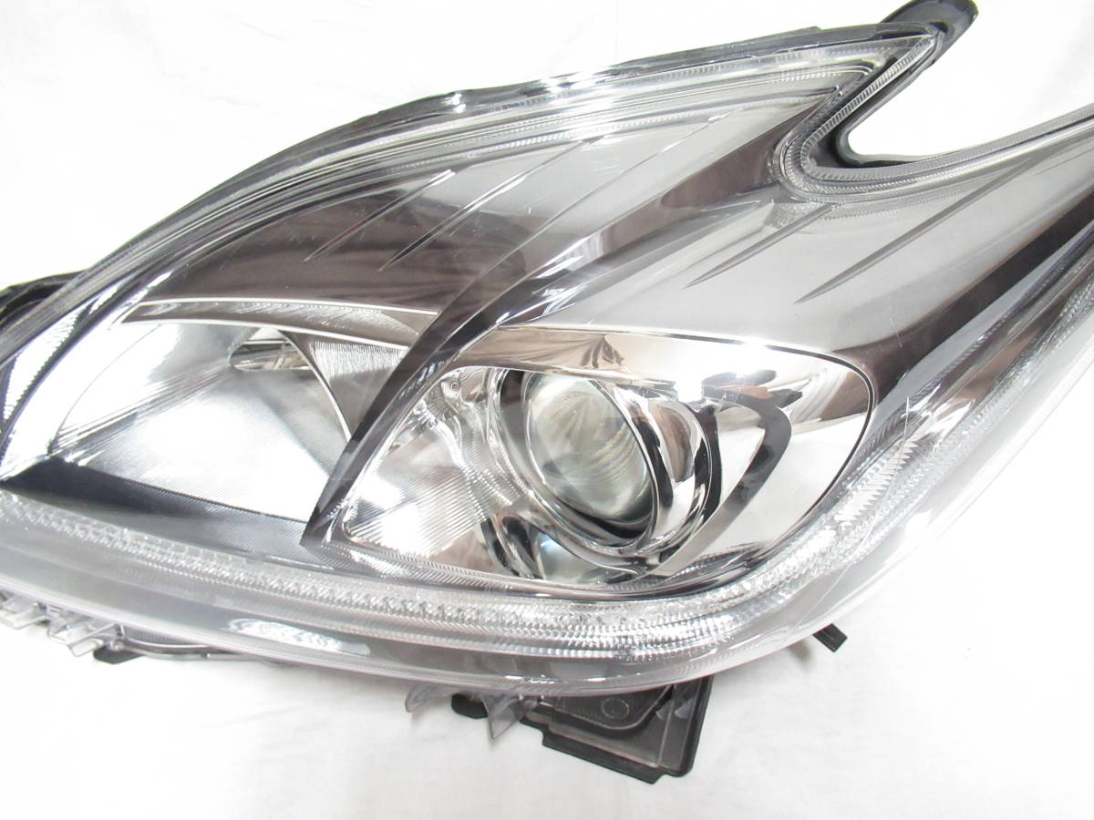 ☆即決☆美品☆バラストバーナー付☆ 30 後期 プリウス 左 HID ヘッド
