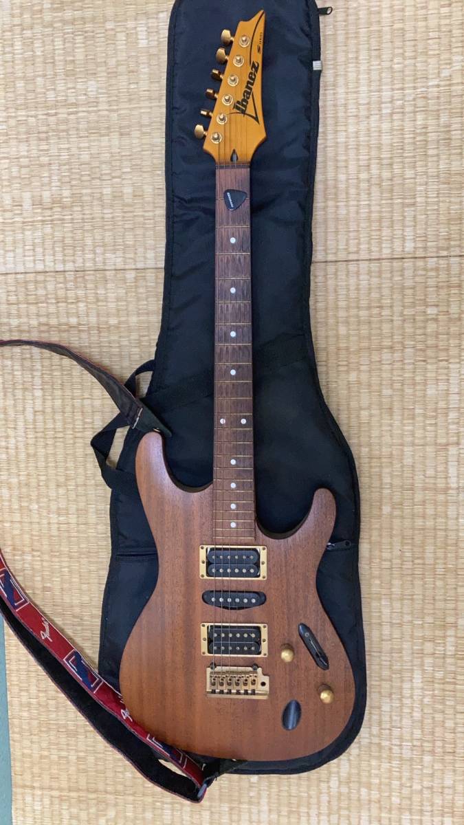 【超激得，定番】 Ibanez アイバニーズ Sシリーズ エレキ ギター 木目柄 ブラウン ソフトケース付き 弦楽器(アイバニーズ)｜売買されたオークション情報、yahooの商品情報をアーカイブ公開 - オークファン 本体