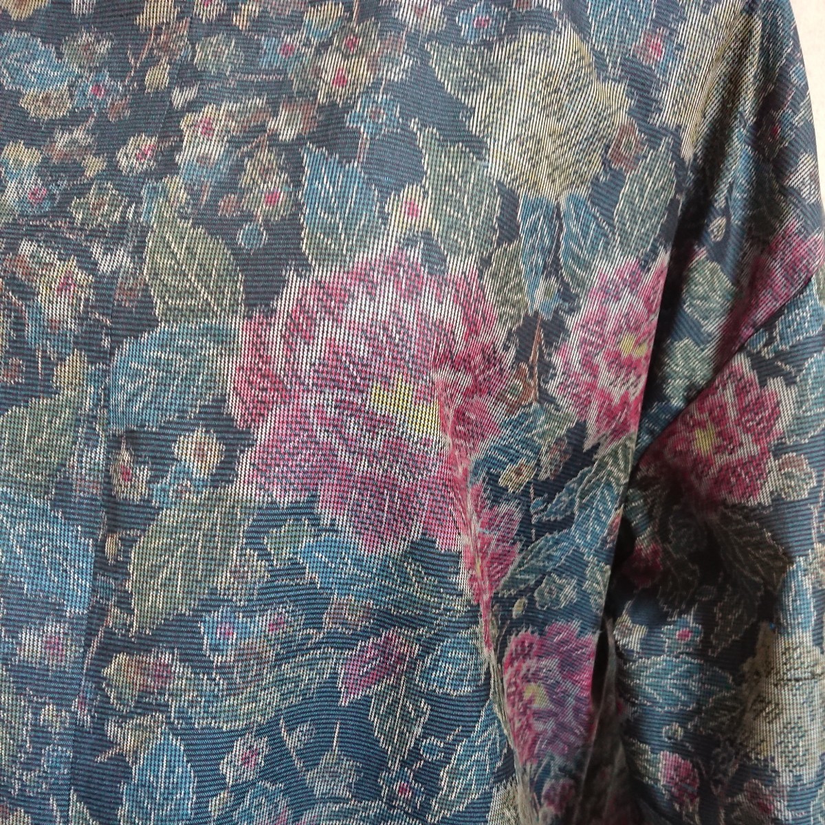 着物リメイク※正絹紬 ・ ワンピース ・ ハンドメイド ・ 青系花柄