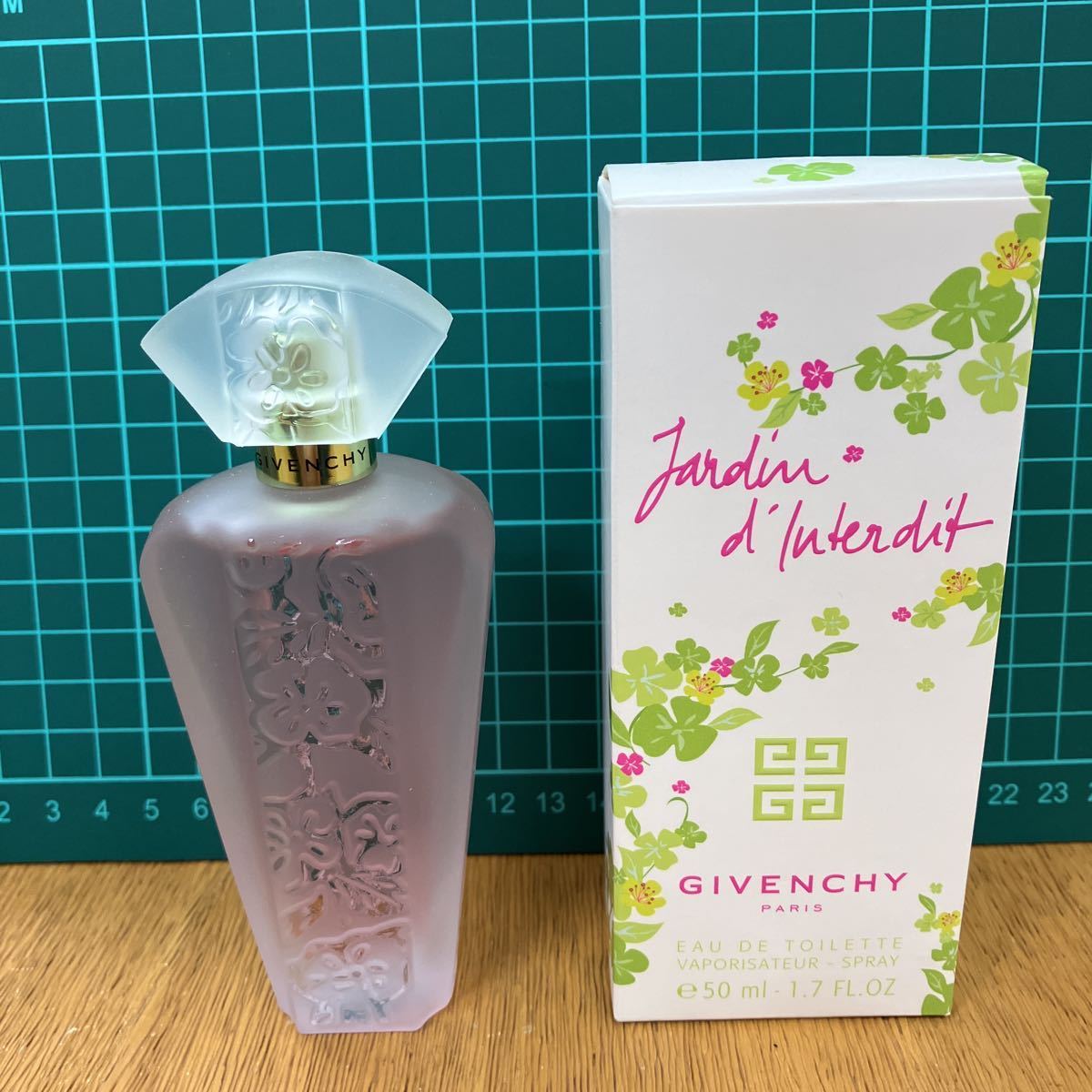香水 GIVENCHY 50ml ジバンシー 香水 廃盤 ジャルダン ダンテルディ