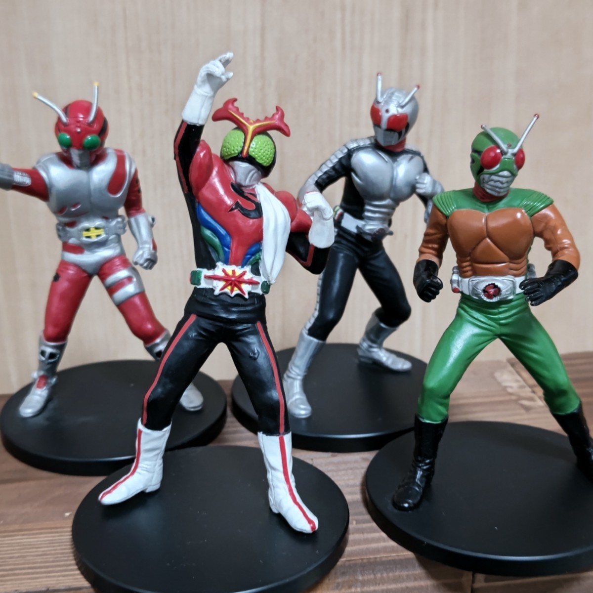 S.H.Figuarts（真骨彫製法）仮面ライダークウガ 魂ストア限定 ライダー10体、2号ライダー(訂正新旧2体、1号なし)～ZXまで。(クレーン