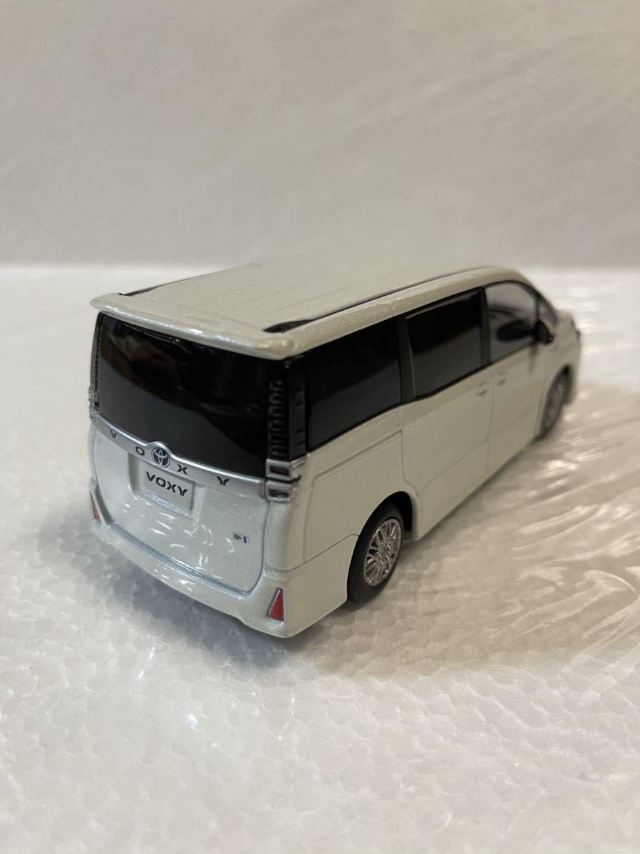 トヨタ 1⁄30 ZS 新型ヴォクシー VOXY 後期 ヴォクシー | ミニカー