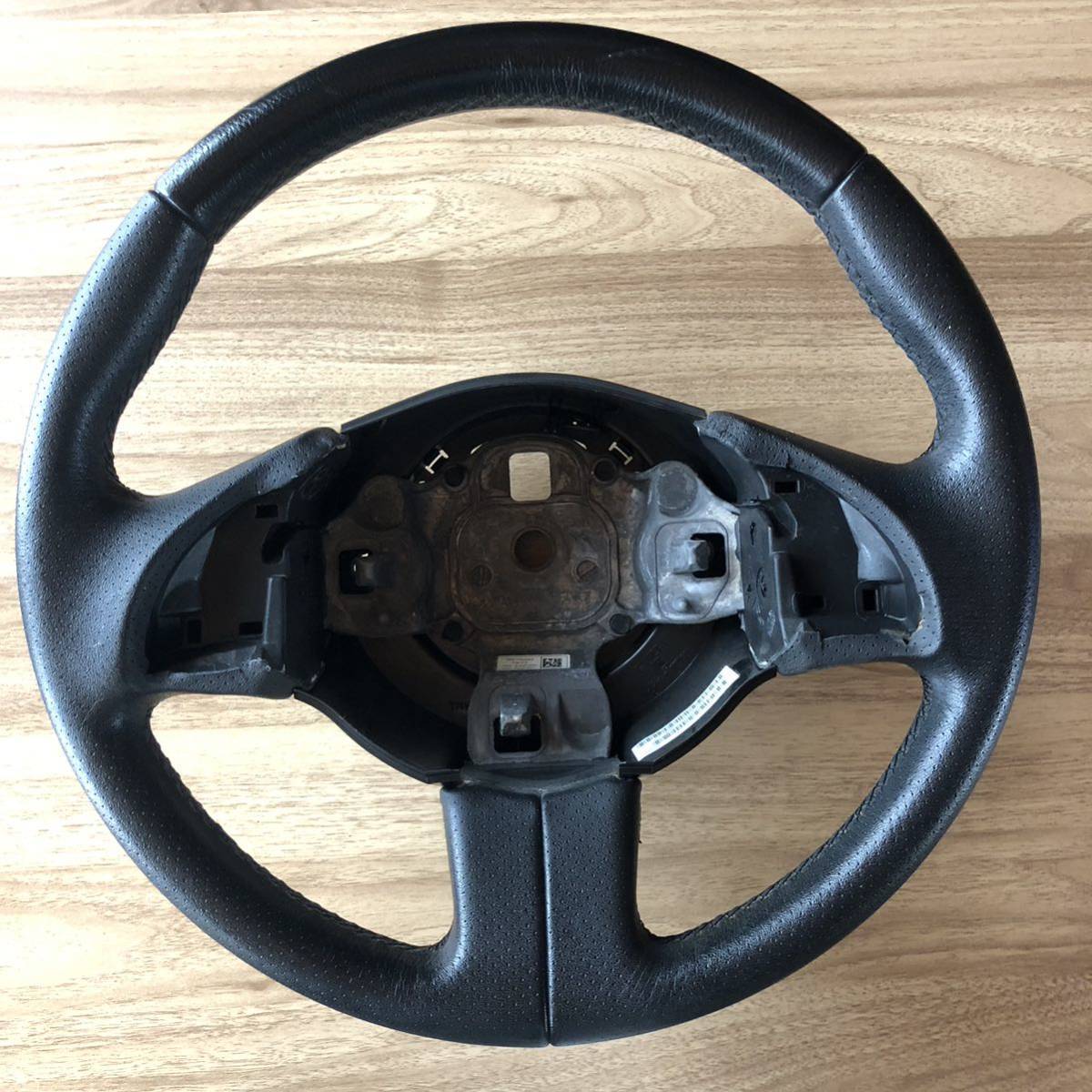 フィアット500 純正 ステアリング スイッチ部分無し 中古　2012年 ABA-31212 　純正ハンドル 