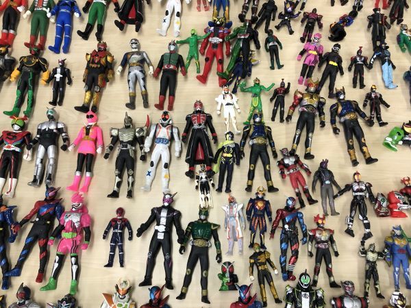 バンダイ　ソフビまとめ 豊富な，人気セール】 A08-650-0428-061 仮面ライダーフィギュアまとめ