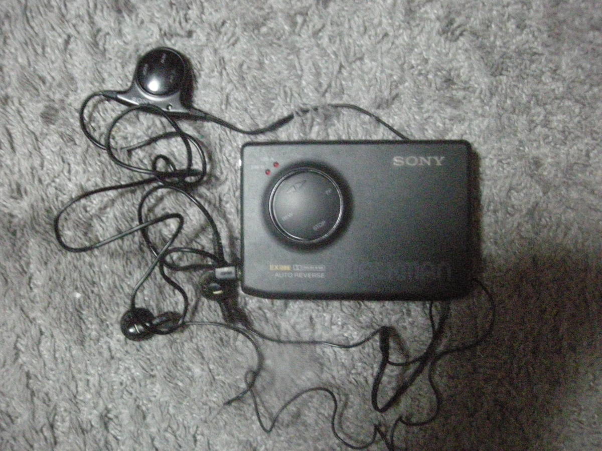 SONY カセットプレーヤーWM-600 綺麗・ジャンク扱い SONY WALKMAN WM