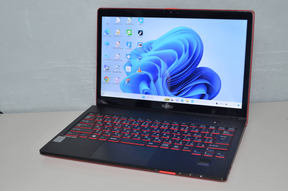 Windows11 DELL Inspiron 15 5570 第8世代Core i5-8250U メモリ8GB
