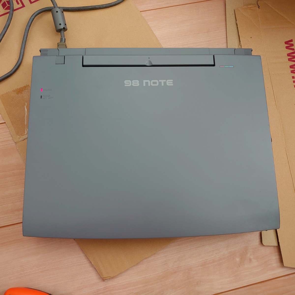 NEC | PC-9821Nf その1 インバースネット株式会社 : ここだけ時代が20 