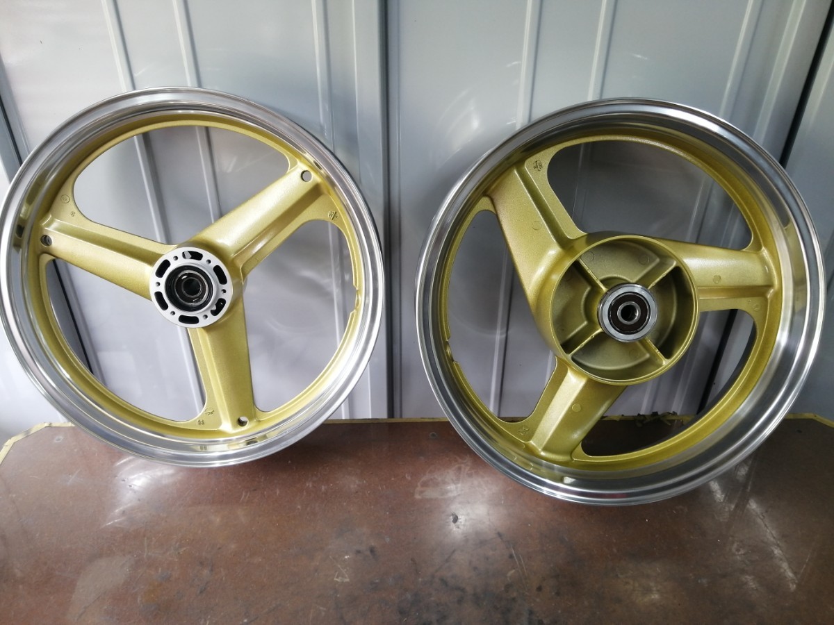 ホンダ CB400SF NC31 ゴールドホイール