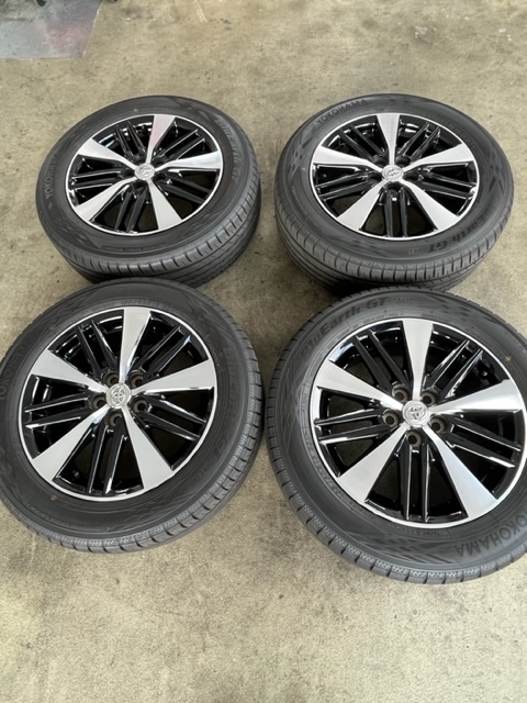 ほぼ新品！ヨコハマタイヤ ブルーアースGT！！195/60R16インチ 6J(+45)PCD100 5穴 美品！トヨタ純正20ウィッシュ アルミホイール！！
