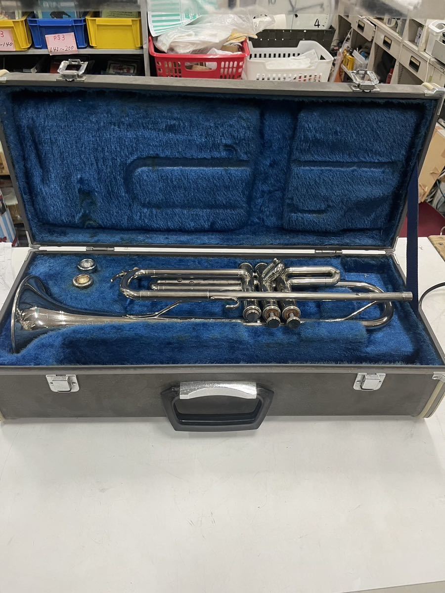 Yamaha トランペット YTR-135 ケース付き YAMAHA トランペット YTR-135 マウスピース・ハードケース付き