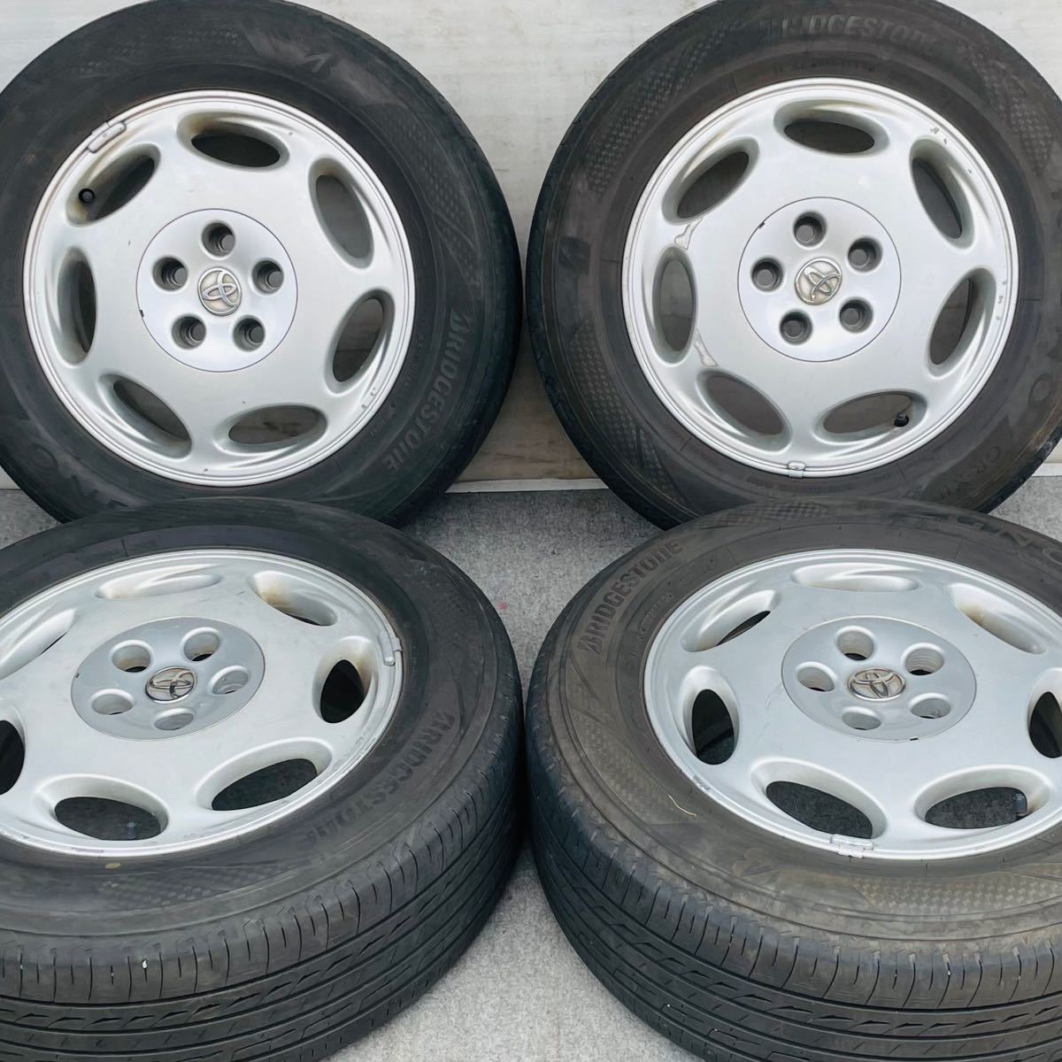 TOYOTAトヨタセルシオ30系 純正 16インチ×7J +45 PCD114.3 5穴  