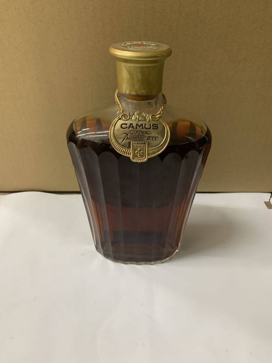 未開栓古酒CAMUS Cognac Baccarat 2000ギフトボックス 未開栓古酒