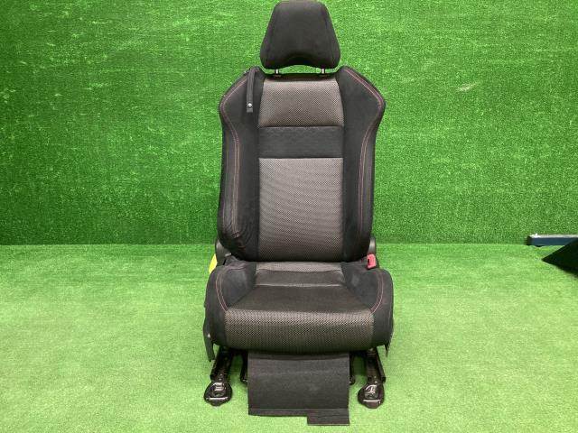 86 DBA-ZN6 ドライバーシート 運転席 椅子 D4S SU003-04716 0 DBA