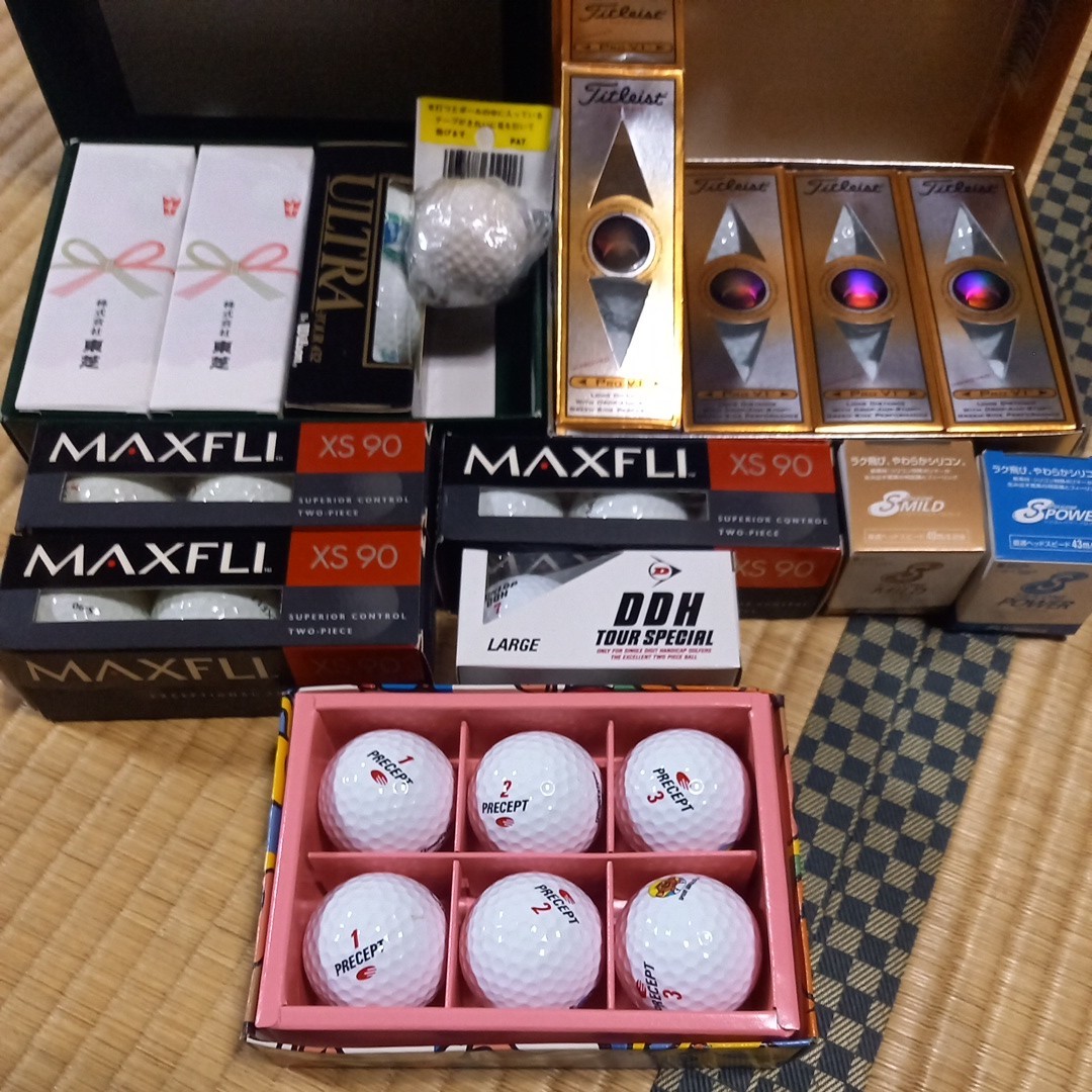 ゴルフボール　未使用品まとめて　タイトリスト　TOURSpecial　MAXFLI等色々　現状