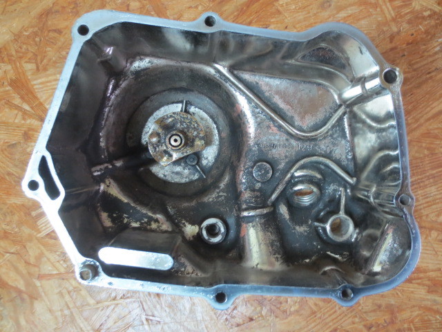 ダックス、シャリージェネレーターカバー .: 12v