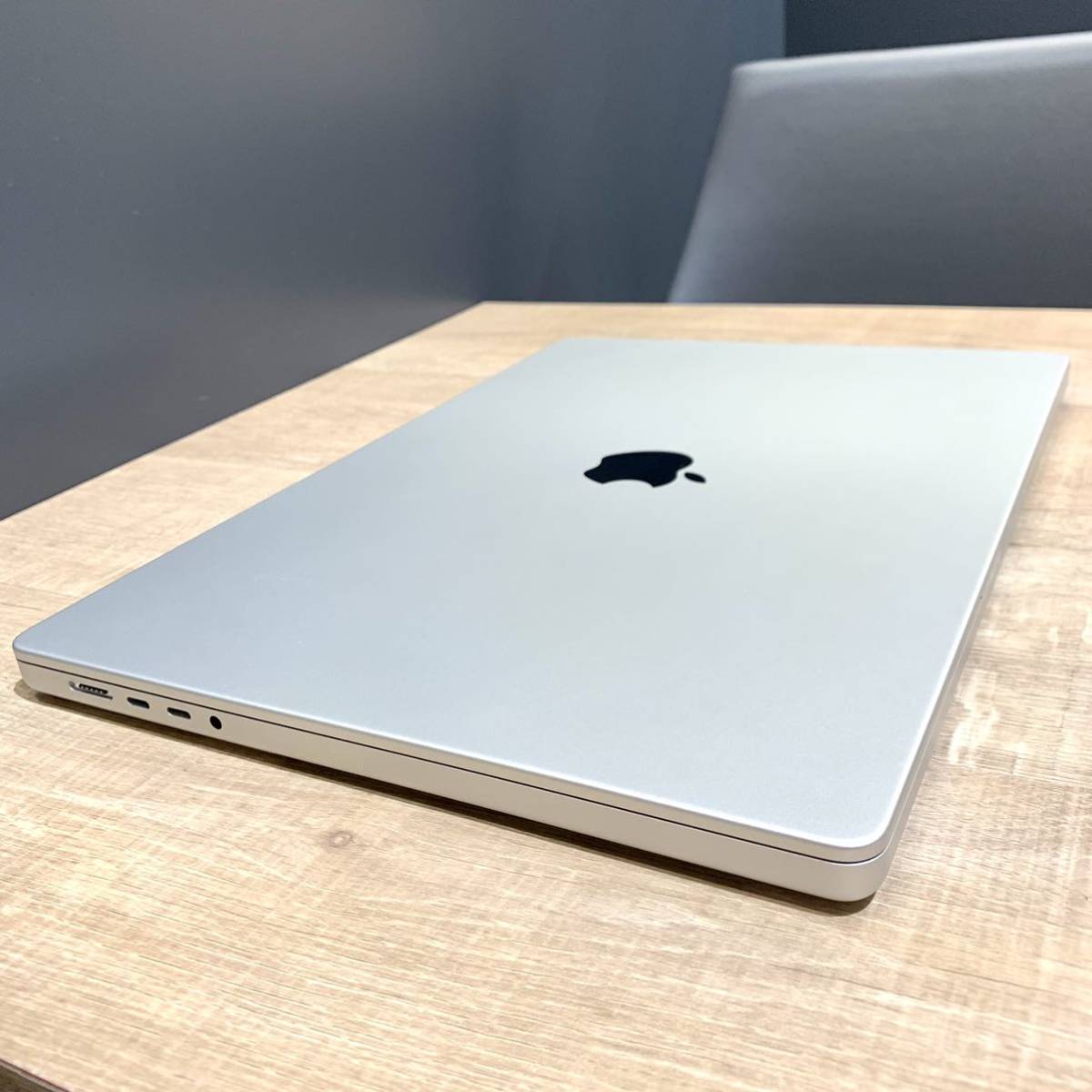 極美品】2021年MacBook Pro 16インチ 【公式通販】