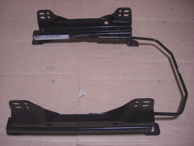 ☆ 86 ZN6 GR86 ZN8 BRZ ZC6 ZD8 運転席(右) フルバケ セミバケ シート 