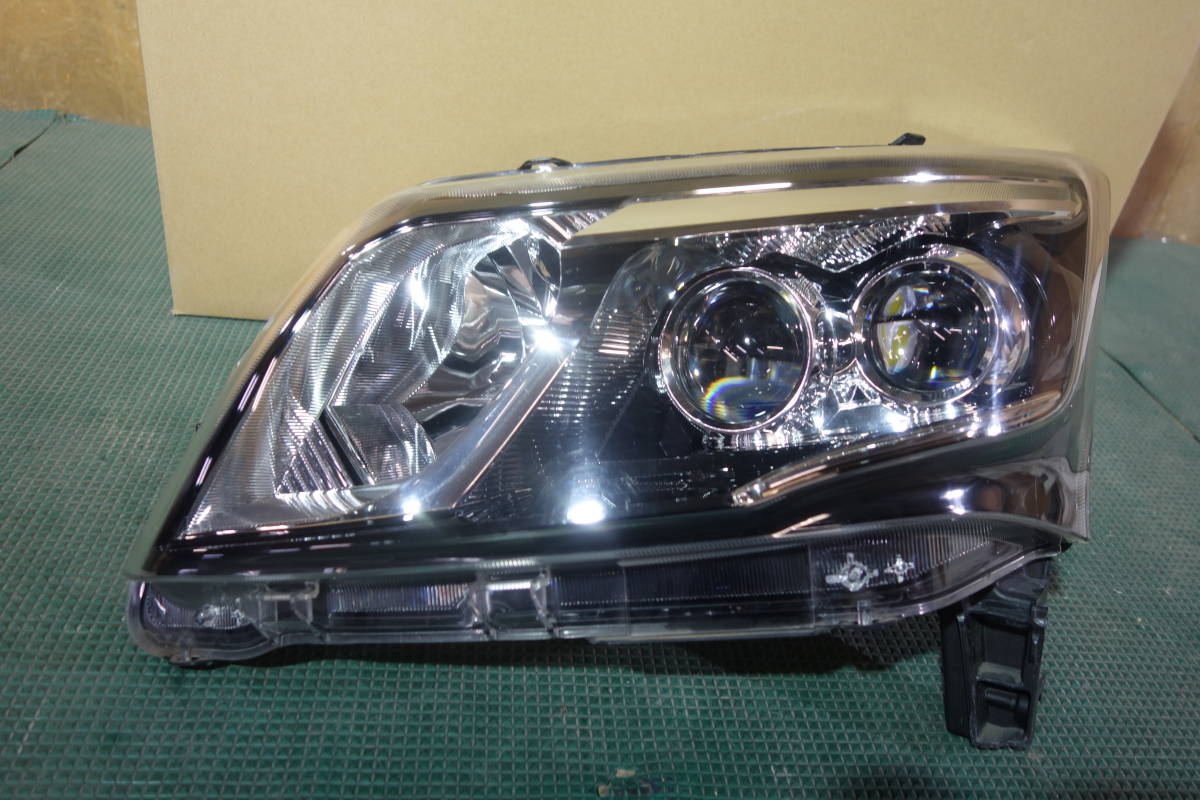 15623 LA100S 後期 ムーヴカスタム 純正 LED 左 ヘッドライト KOITO